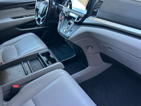 Used 2018 Honda Odyssey EX-L image 13