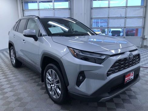Certified 2022 Toyota RAV4 Limited image 36