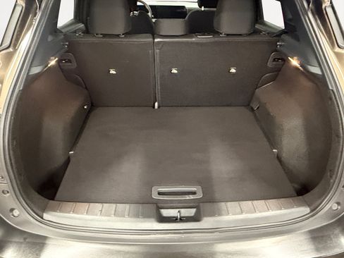 Used 2025 Nissan Kicks SV w/ Charging Package FWD image 13