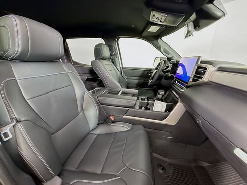 New 2026 Toyota Tundra Limited image 28