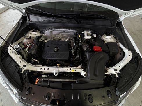 Used 2025 Chevrolet TrailBlazer LT w/ Driver Confidence Package image 33