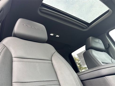 Used 2021 GMC Sierra 2500 Denali w/ Denali Ultimate Package image 20