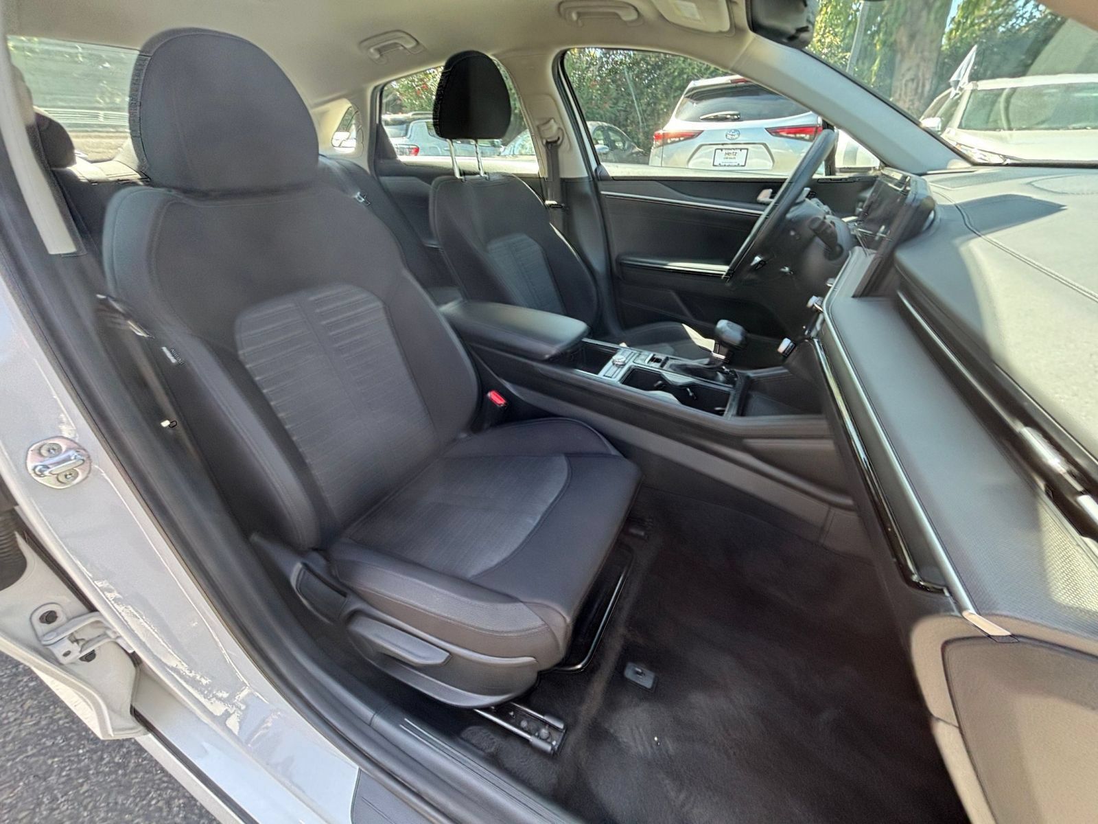 Used 2025 Kia K5 LXS FWD image 34