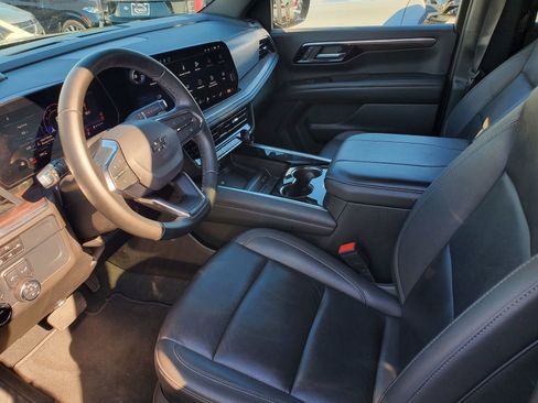 Used 2025 Chevrolet Tahoe Z71 image 19