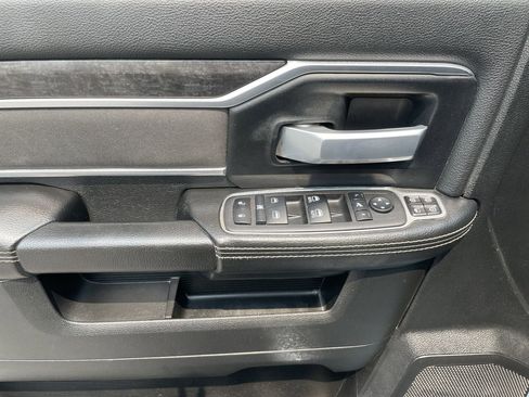 Used 2024 RAM 2500 Big Horn w/ Off Road Package image 13