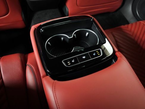 Used 2023 Genesis G80 3.5T Sport image 42