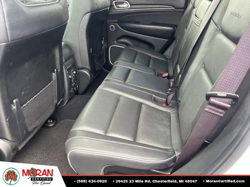 Used 2020 Jeep Grand Cherokee Summit AWD/4WD image 12
