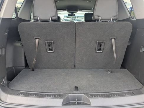 Used 2019 GMC Acadia SLT FWD image 30