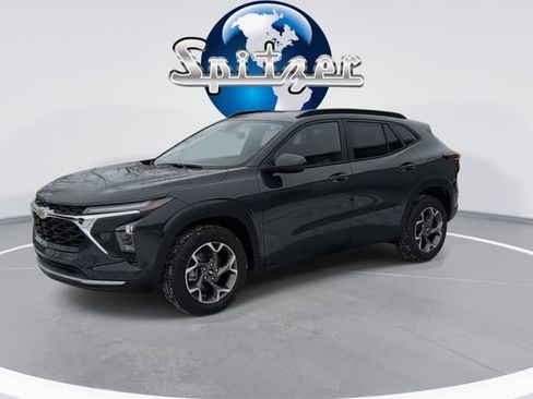 New 2026 Chevrolet Trax LT image 4