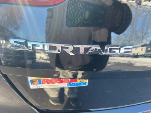 Certified 2022 Kia Sportage LX image 30