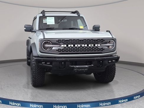 Used 2023 Ford Bronco Badlands AWD/4WD image 3