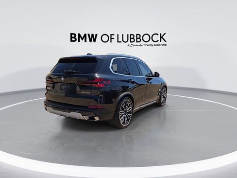 Certified 2026 BMW X5 xDrive40i w/ Executive Package AWD/4WD image 8