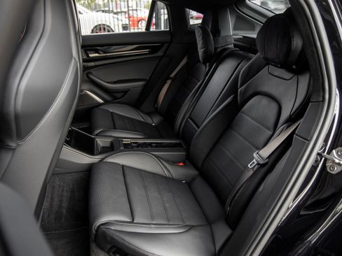 Certified 2026 Porsche Panamera Turbo AWD/4WD image 38