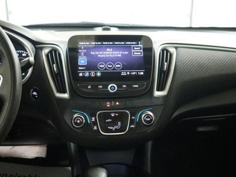 Used 2024 Chevrolet Malibu LS image 12