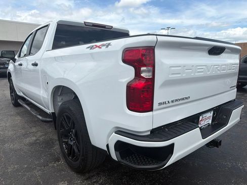Used 2023 Chevrolet Silverado 1500 Custom AWD/4WD image 4