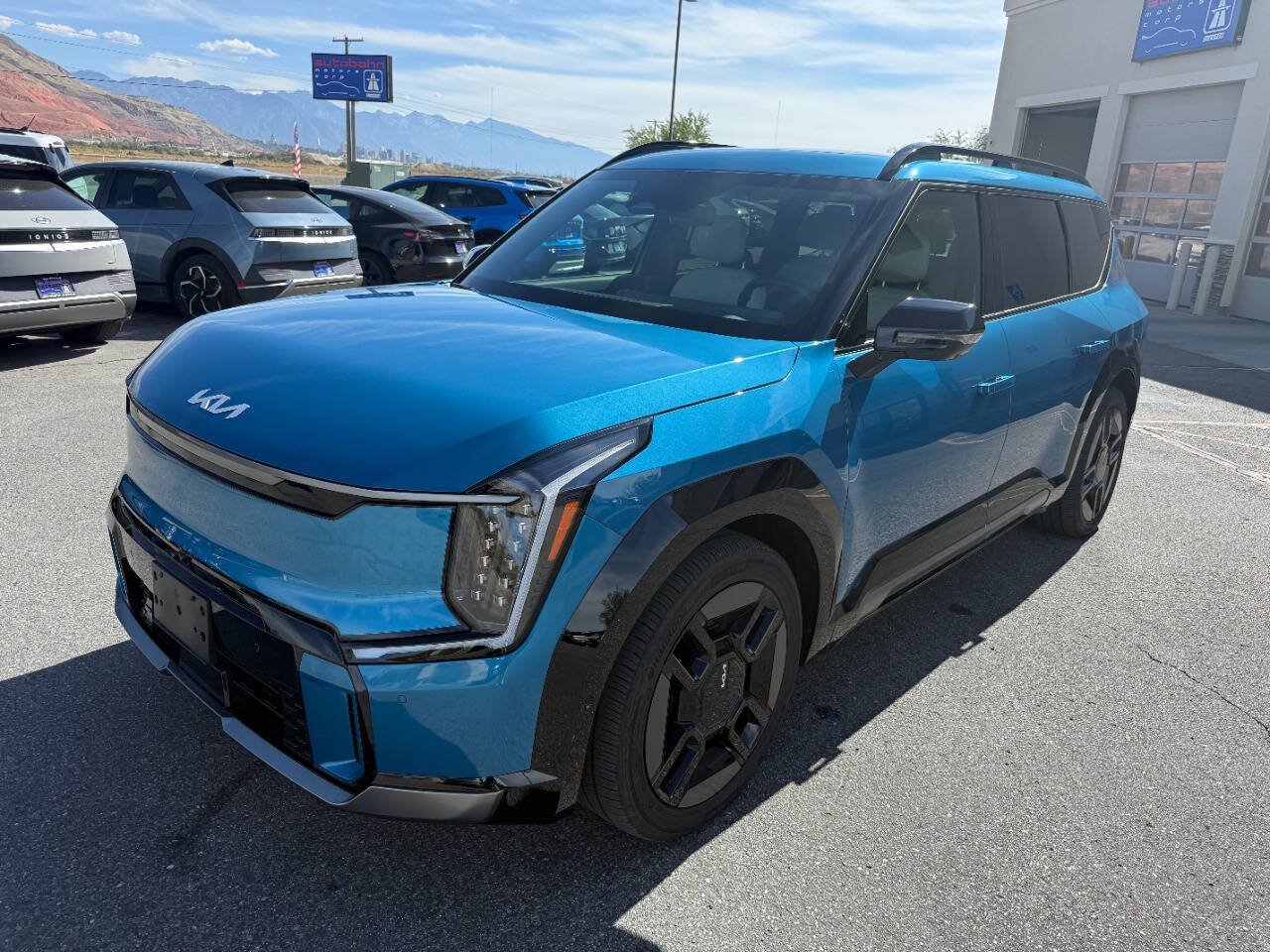 Used 2024 Kia EV9 GT-Line AWD/4WD image 2