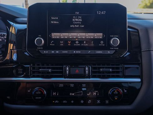 New 2025 Nissan Pathfinder SV image 29