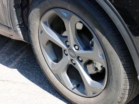 Certified 2025 Ford Escape ST-Line FWD image 5