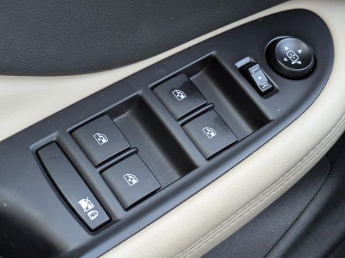 Certified 2017 Buick Envision Premium w/ Driver Confidence Package image 25