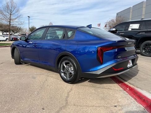 Used 2025 Kia K4 LXS image 8
