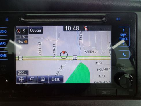 Used 2015 Toyota Sienna XLE w/ XLE Navigation Package FWD image 26