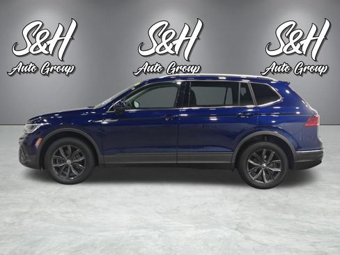 Used 2024 Volkswagen Tiguan SE AWD/4WD image 15