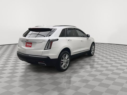 Certified 2024 Cadillac XT5 Sportv w/ LPO, Floor Liner Package AWD/4WD image 43