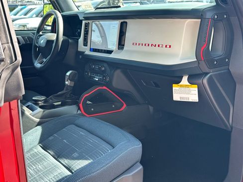 New 2026 Ford Bronco Heritage Edition AWD/4WD image 30