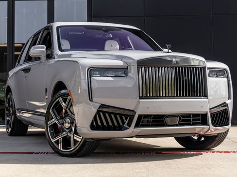 New 2027 Rolls-Royce Cullinan Black Badge AWD/4WD image 5