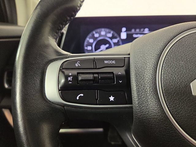 Certified 2025 Kia Sportage SX FWD image 21