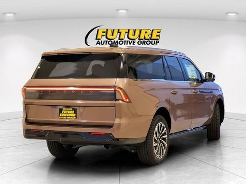 New 2025 Lincoln Navigator L Black Label image 6