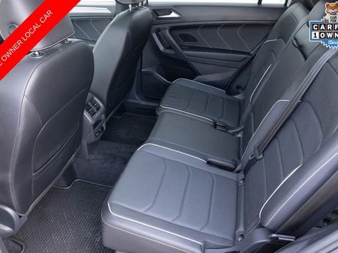 Used 2022 Volkswagen Tiguan SEL R-Line image 17
