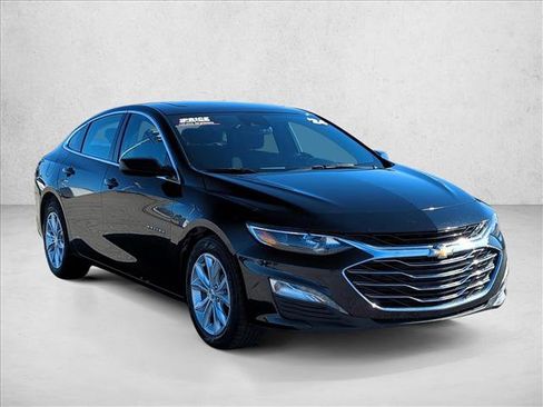 Used 2024 Chevrolet Malibu LT image 3