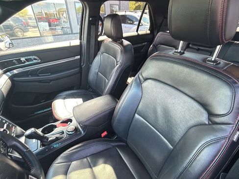 Used 2019 Ford Explorer Sport AWD/4WD image 17