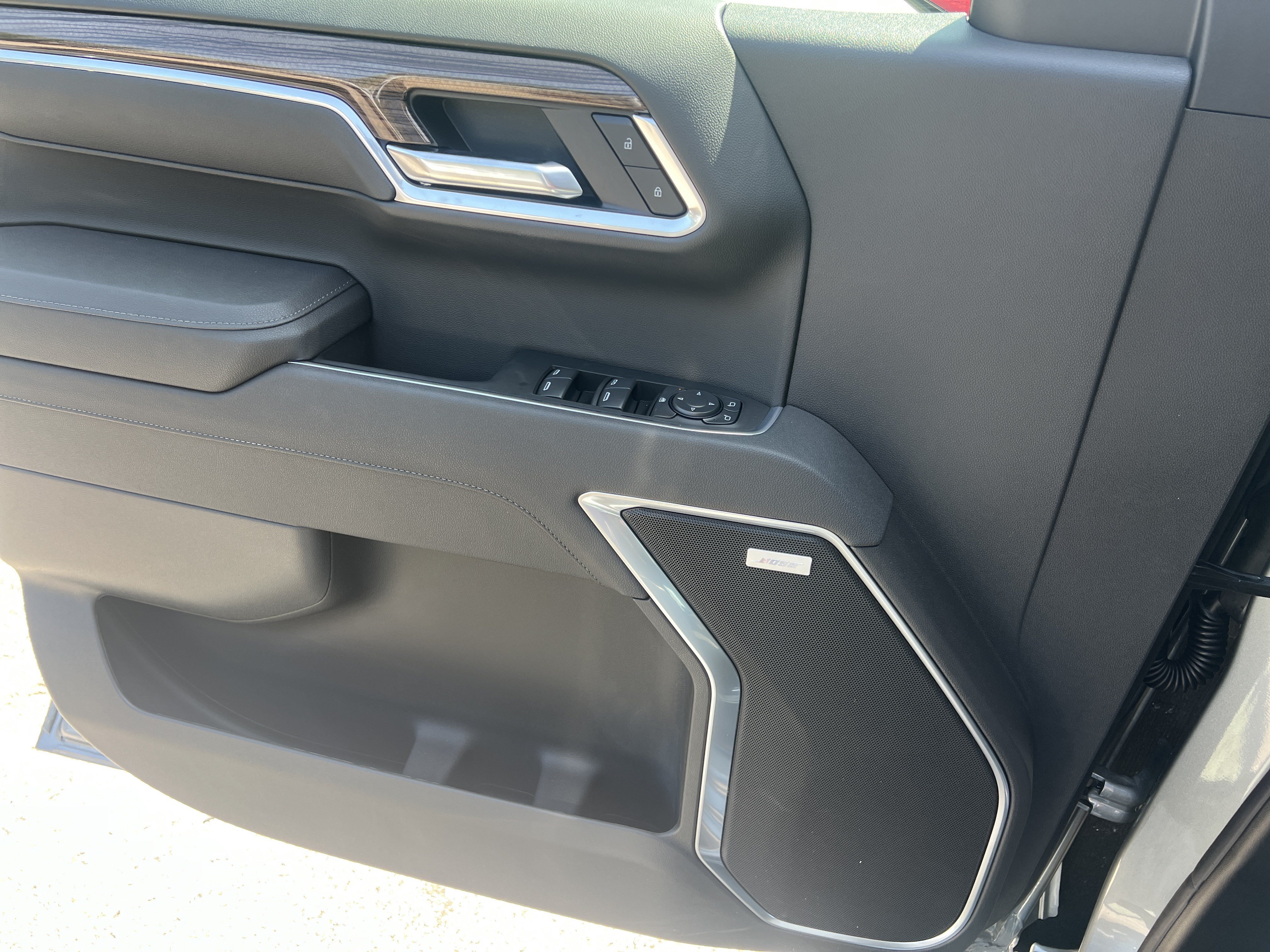 New 2026 Chevrolet Silverado 1500 RST w/ Z71 Off-Road Package AWD/4WD image 12