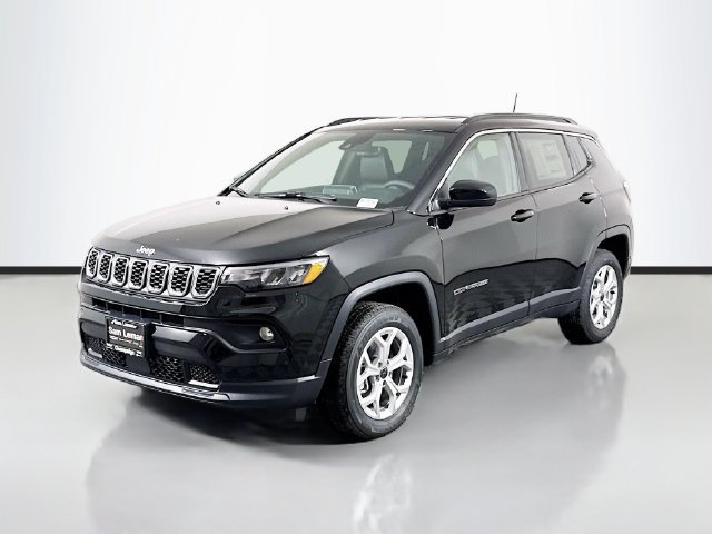 New 2026 Jeep Compass Latitude AWD/4WD image 3