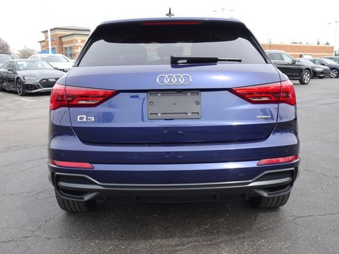 Used 2022 Audi Q3 2.0T Premium Plus image 4