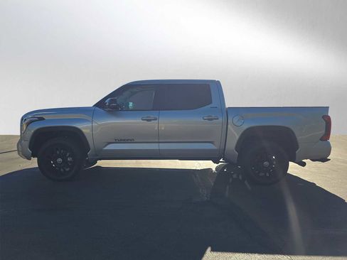 Used 2024 Toyota Tundra Limited image 6