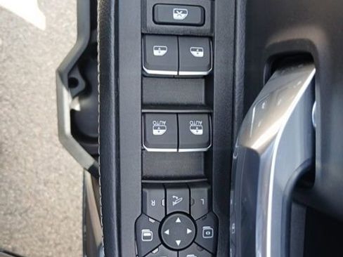 Used 2025 RAM 2500 Laramie w/ Night Edition AWD/4WD image 63