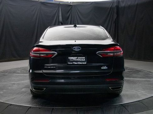 Used 2020 Ford Fusion SE image 11