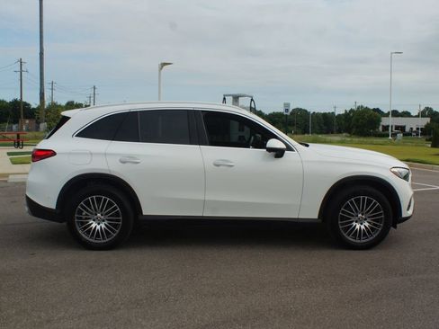 Used 2025 Mercedes-Benz GLC 300 image 20