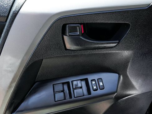 Used 2018 Toyota RAV4 LE w/ All Weather Liner Package AWD/4WD image 11