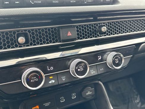 Used 2025 Honda Civic Sport image 15