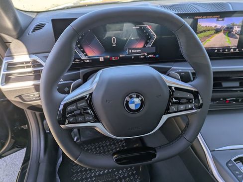 New 2025 BMW 230i xDrive Coupe w/ Convenience Package AWD/4WD image 18