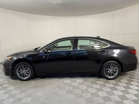 Used 2018 Lexus ES 350 w/ Premier Package FWD image 3