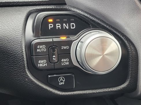 Used 2025 RAM 1500 Laramie image 28