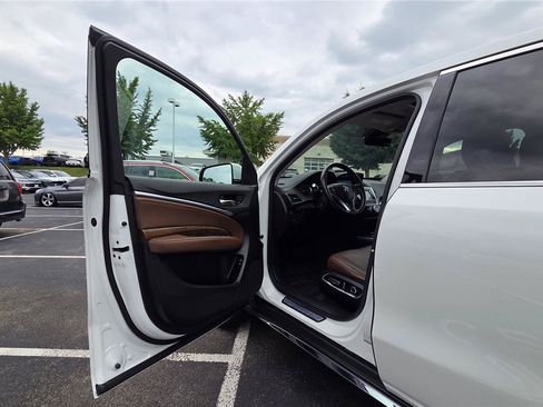 Used 2020 Acura MDX SH-AWD w/ Technology Package image 12