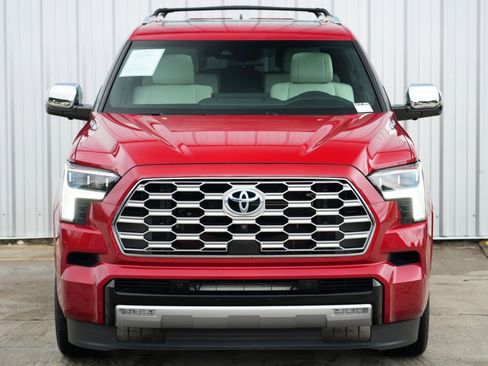 Used 2024 Toyota Sequoia Capstone image 52