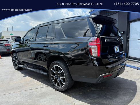 Used 2022 Chevrolet Tahoe RST w/ Luxury Package RWD image 2