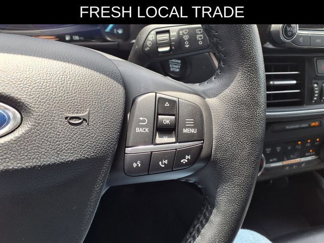 Used 2020 Ford Escape Titanium FWD image 23